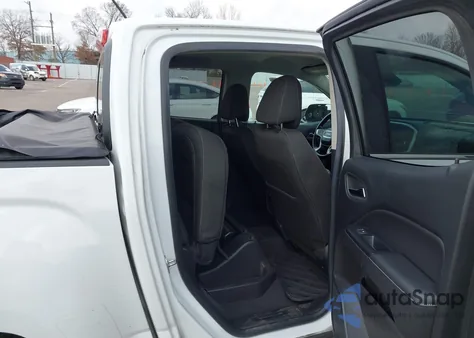 2020 GMC Canyon 2Wd Short Box Sle z USA, uszkodzony, nr VIN 1GTG5CENXL1132204